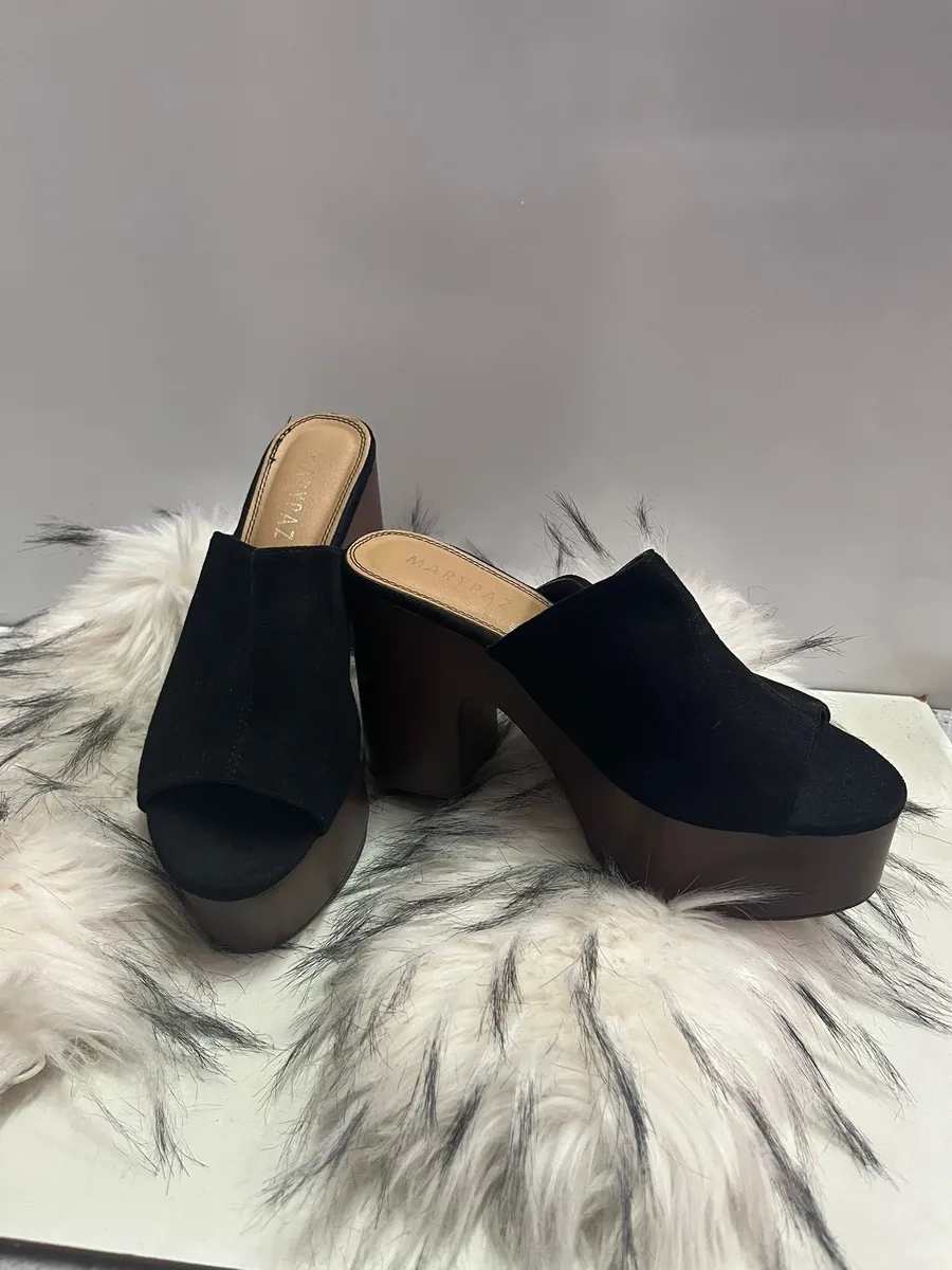 Zuecos Plataforma Negros Marypaz Talla 39