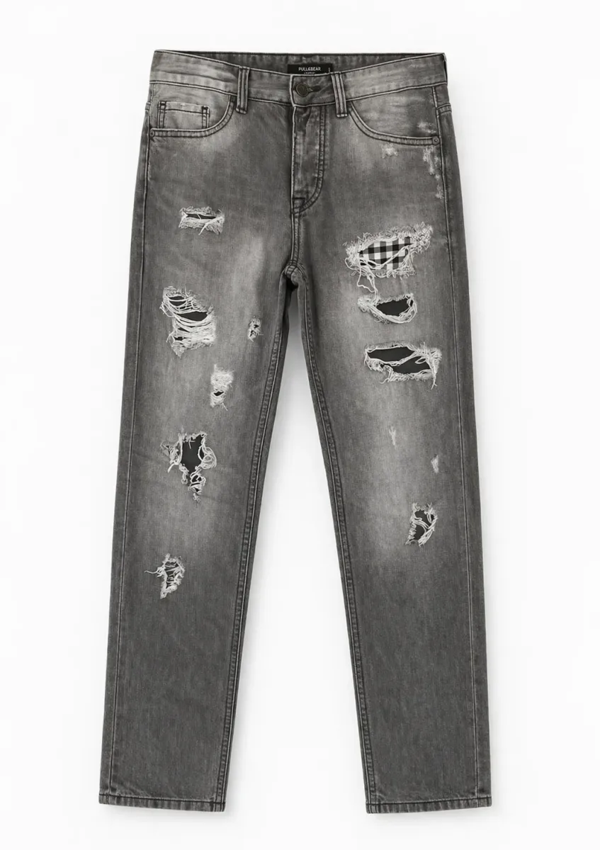 Jeans grises con parches Pull&Bear