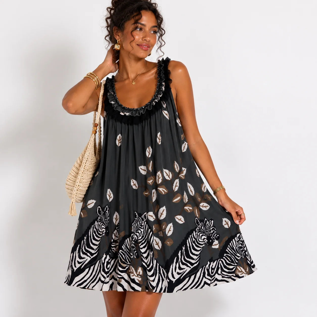 Vestido estampado cebra y hojas