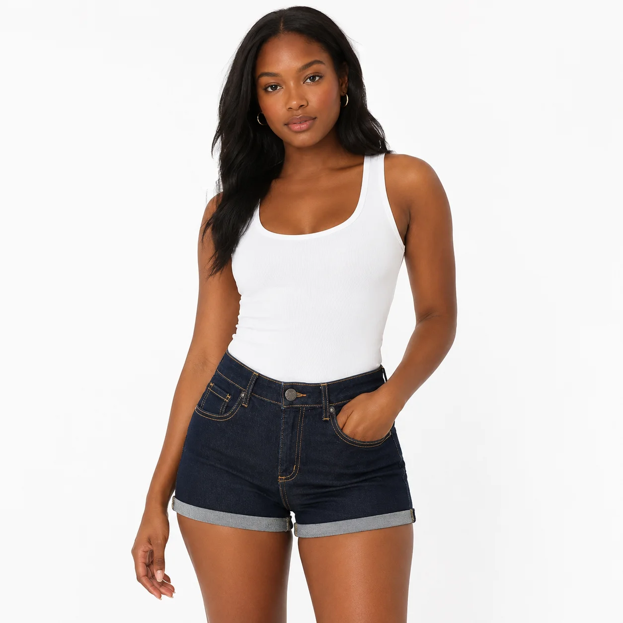 Shorts denim oscuros con vuelta