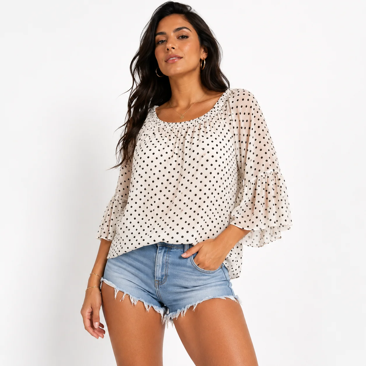 Blusa beige con estampado de topitos