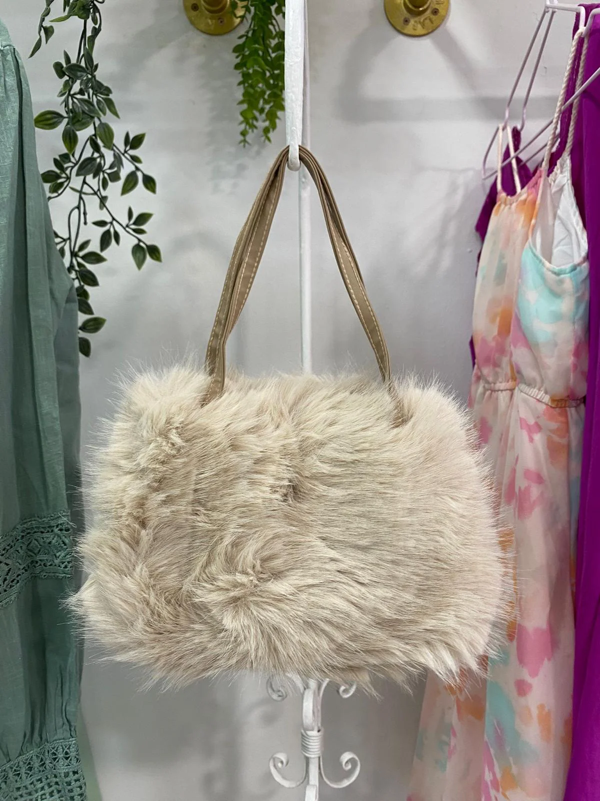 Bolso pequeño peluche beige