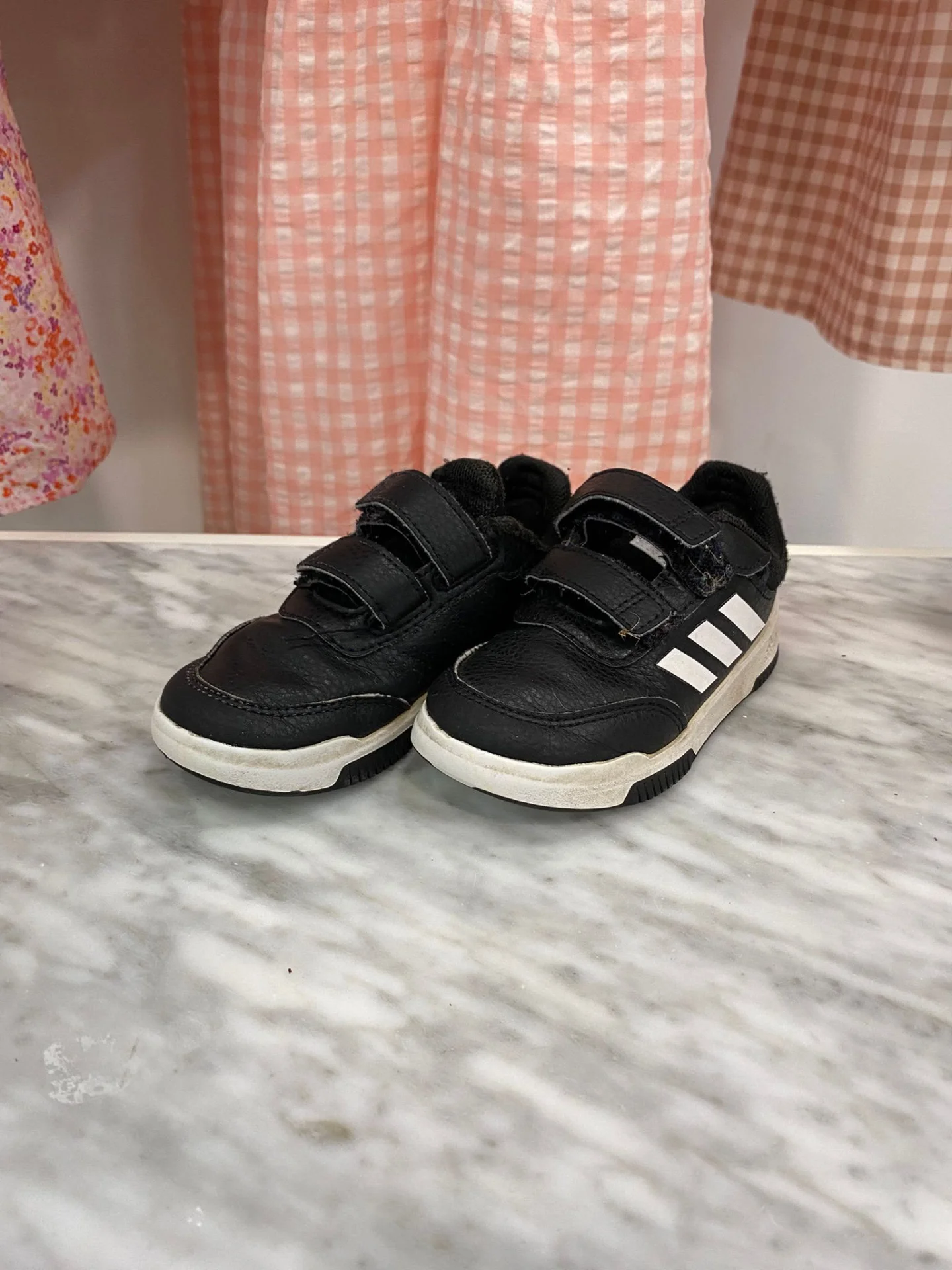 Zapatillas adidas negras infantiles