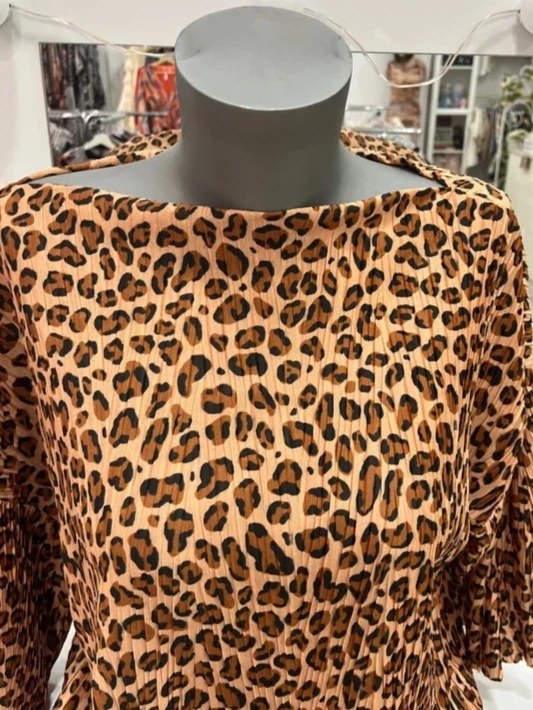 Top plisado estampado leopardo manga 3/4