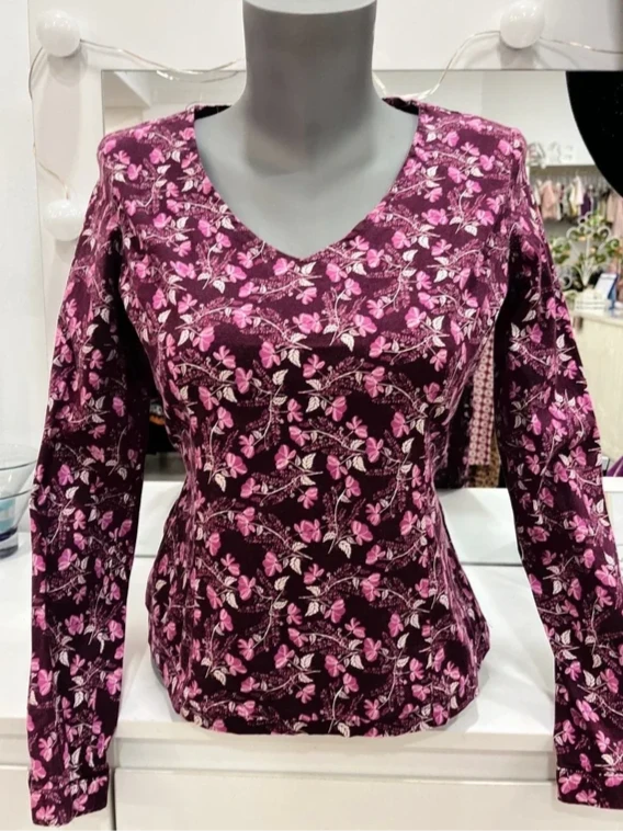 Camiseta estampada floral manga larga