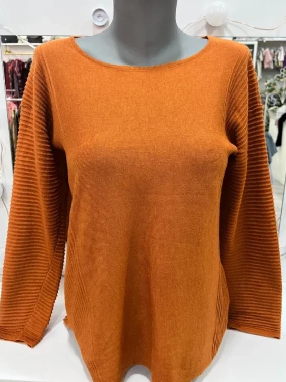 Jersey naranja de punto con canalé en mangas