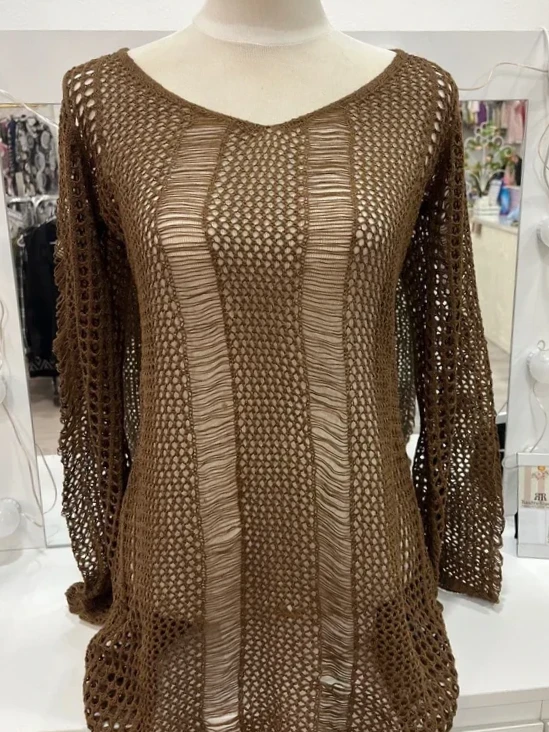 Jersey de punto marrón calado