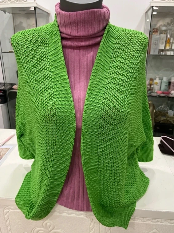 Cárdigan verde de punto abierto