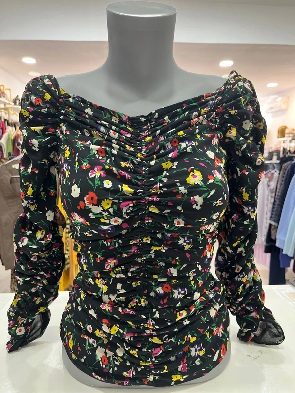 Blusa estampada floral con fruncido ZARA