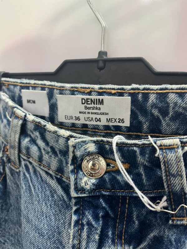 Pantalón Mom Fit de Segunda Mano – Bershka - Imagen 3