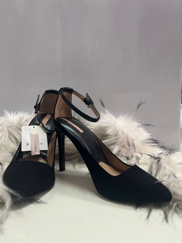 Tacones de Salón Stradivarius con Pulsera al Tobillo Talla 39
