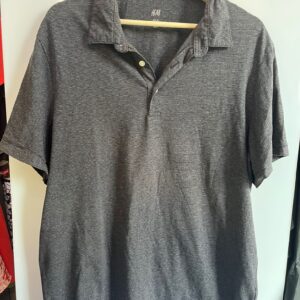 Polo de rayas gris H&M - estilo casual y cómodo
