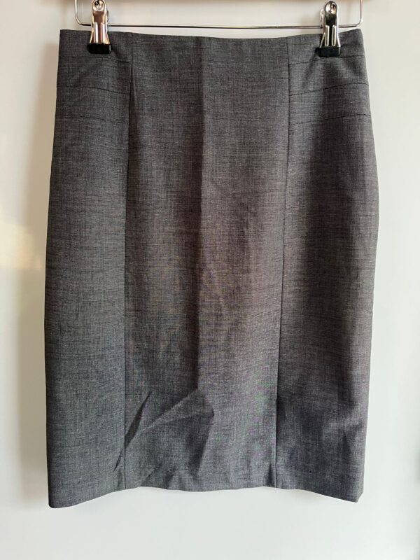 Falda lápiz gris H&M clásica – Talla S - Imagen 2
