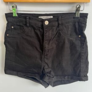 Short negro de segunda mano Pull&Bear
