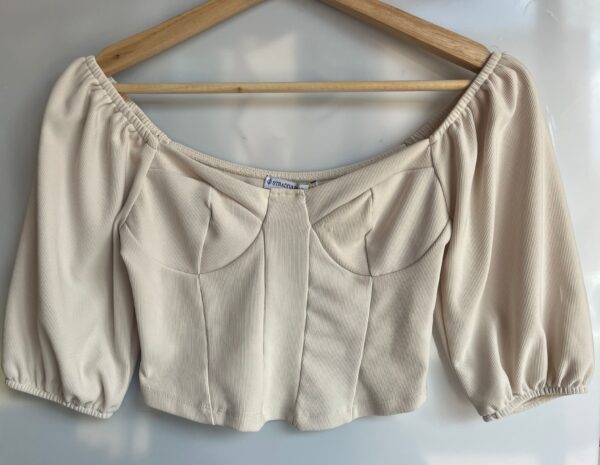 Top corsetero beige off shoulder Stradivarius (Segunda mano)