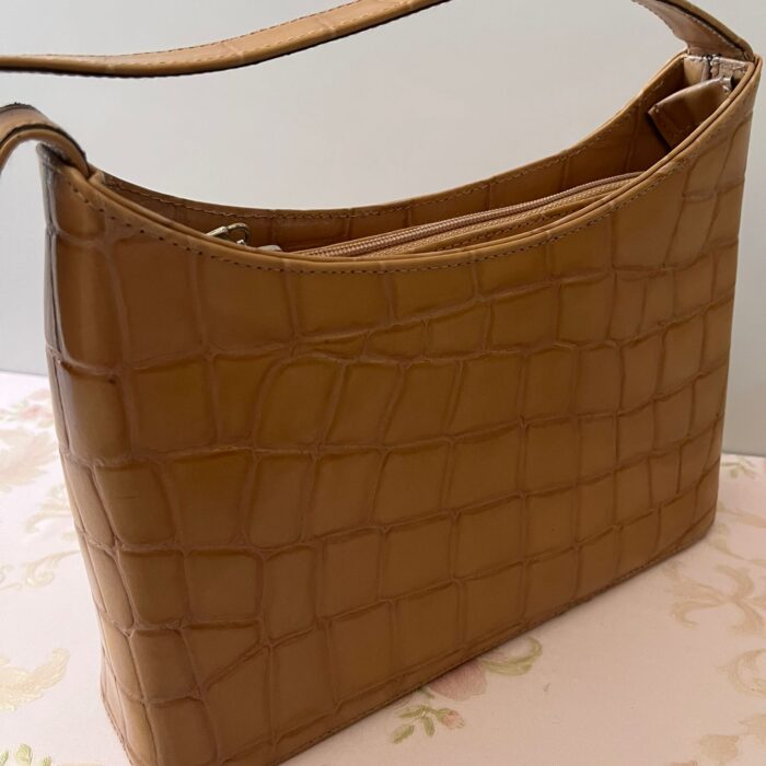 Bolso marrón efecto cocodrilo Segunda mano