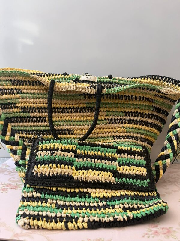 Set de bolsos MANGO de rafia Segunda Mano - Imagen 2
