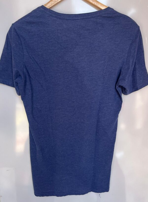 Camiseta básica azul marino Bershka - Imagen 2