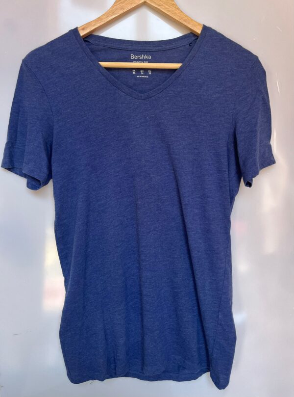 Camiseta básica azul marino Bershka