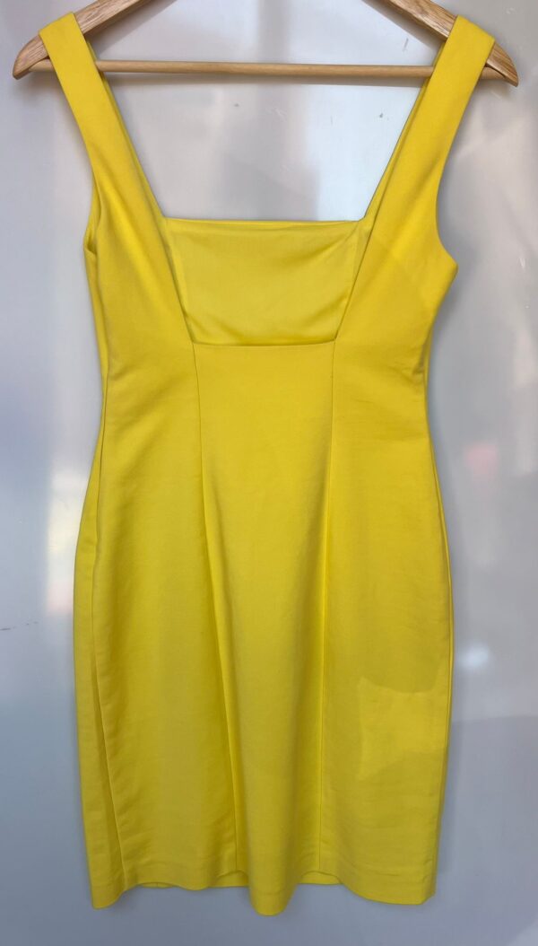 Vestido ajustado amarillo ZARA TRF