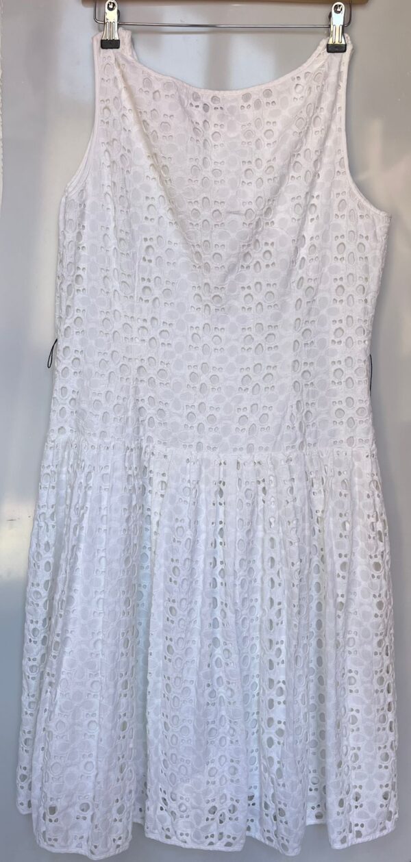 Vestido blanco bordado guipur Cortefiel - Imagen 3