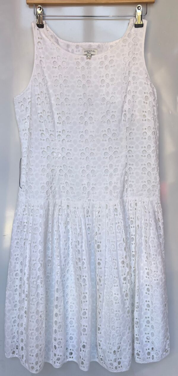 Vestido blanco bordado guipur Cortefiel - Imagen 2