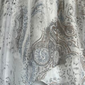 Top boho de tirantes y estampado paisley
