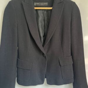Blazer negro entallado Zara Basic