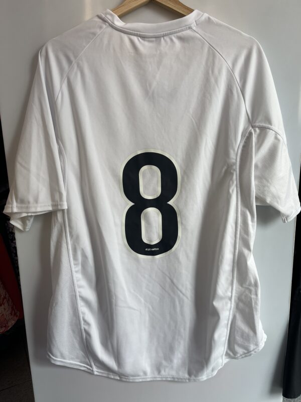 Camiseta deportiva blanca Kipsta con dorsal 8 - Imagen 4