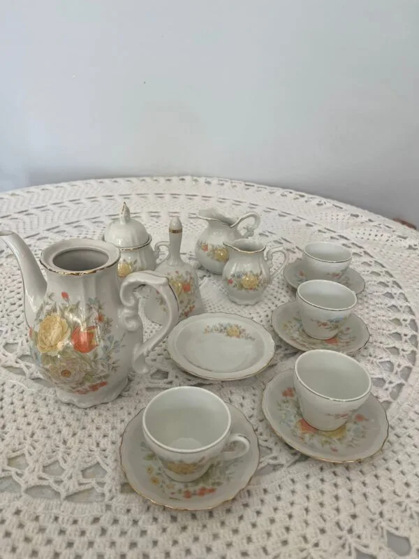 Juego de Té Vintage de Porcelana – Set 13 Piezas - Imagen 3