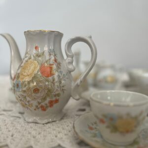 Juego de Té Vintage de Porcelana – Set 13 Piezas