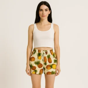 Shorts beige con estampados de piña