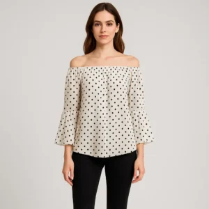 Blusa beige con estampado de topitos