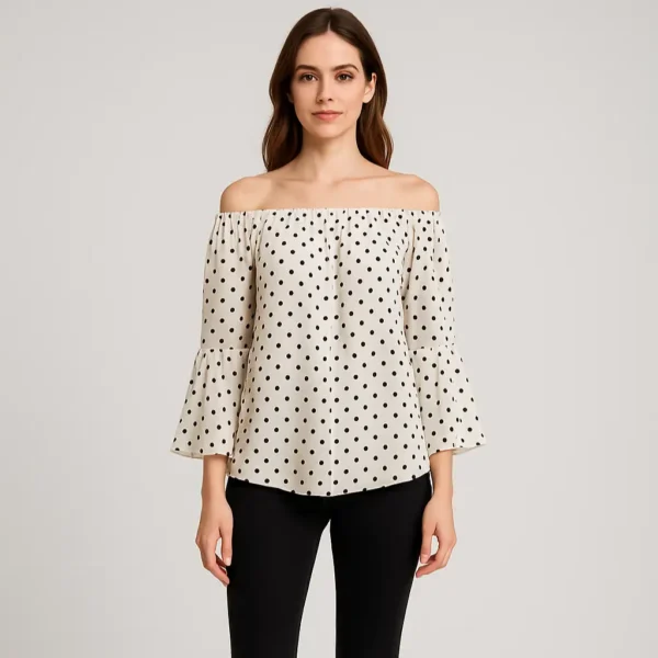 Blusa beige con estampado de topitos