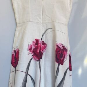 Vestido blanco con tirantes anchos
