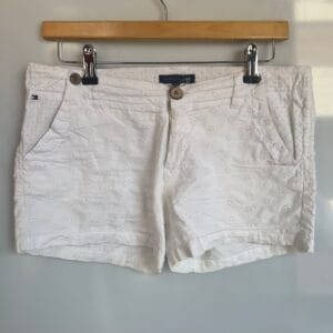 Shorts blancos bordados Tommy Hilfiger