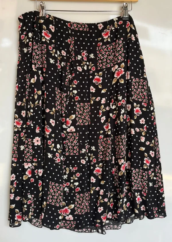 Falda midi de flores y lunares negros - Imagen 3