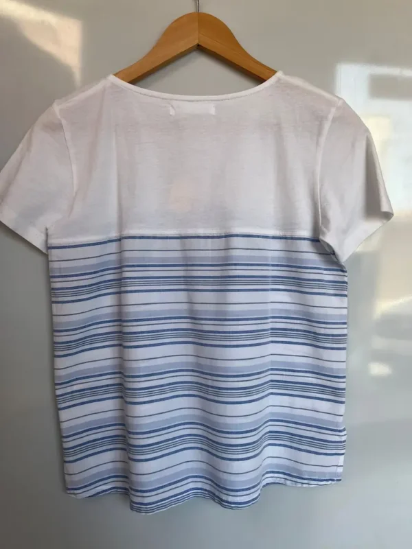 Camiseta blanca Sfera Basic rayas azules - Imagen 3