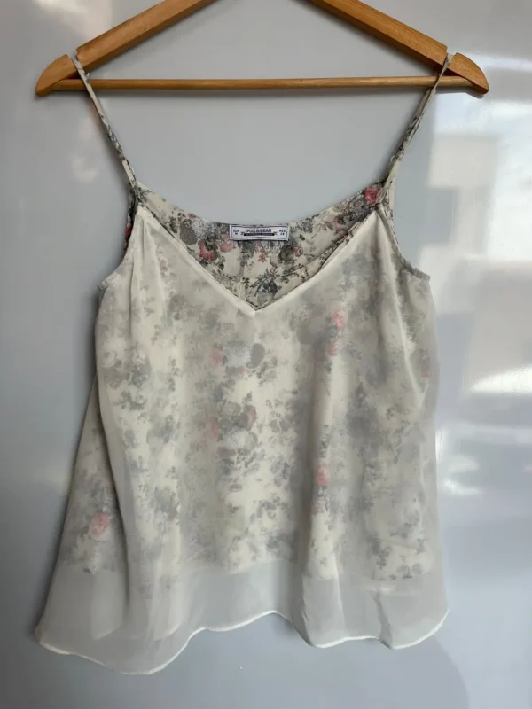 Top floral Pull&Bear semitranslúcido - Imagen 2