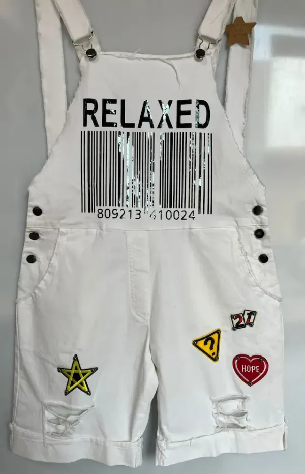 Peto corto blanco con estampado "RELAXED" - Imagen 2