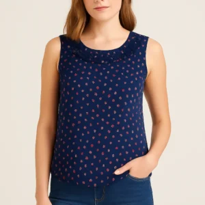 Blusa azul sin mangas con estampado floral
